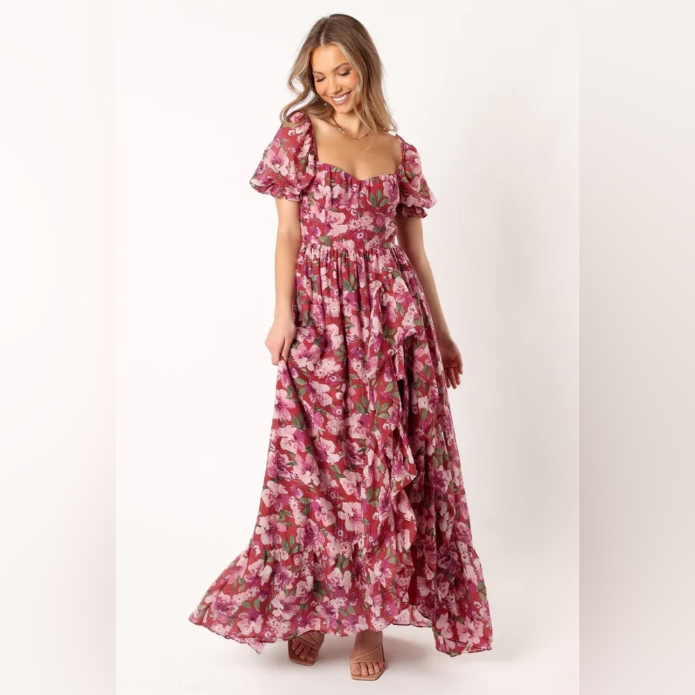 Petal & Pup Rita Tiered Maxi Dress in Berry Floral Sz Small